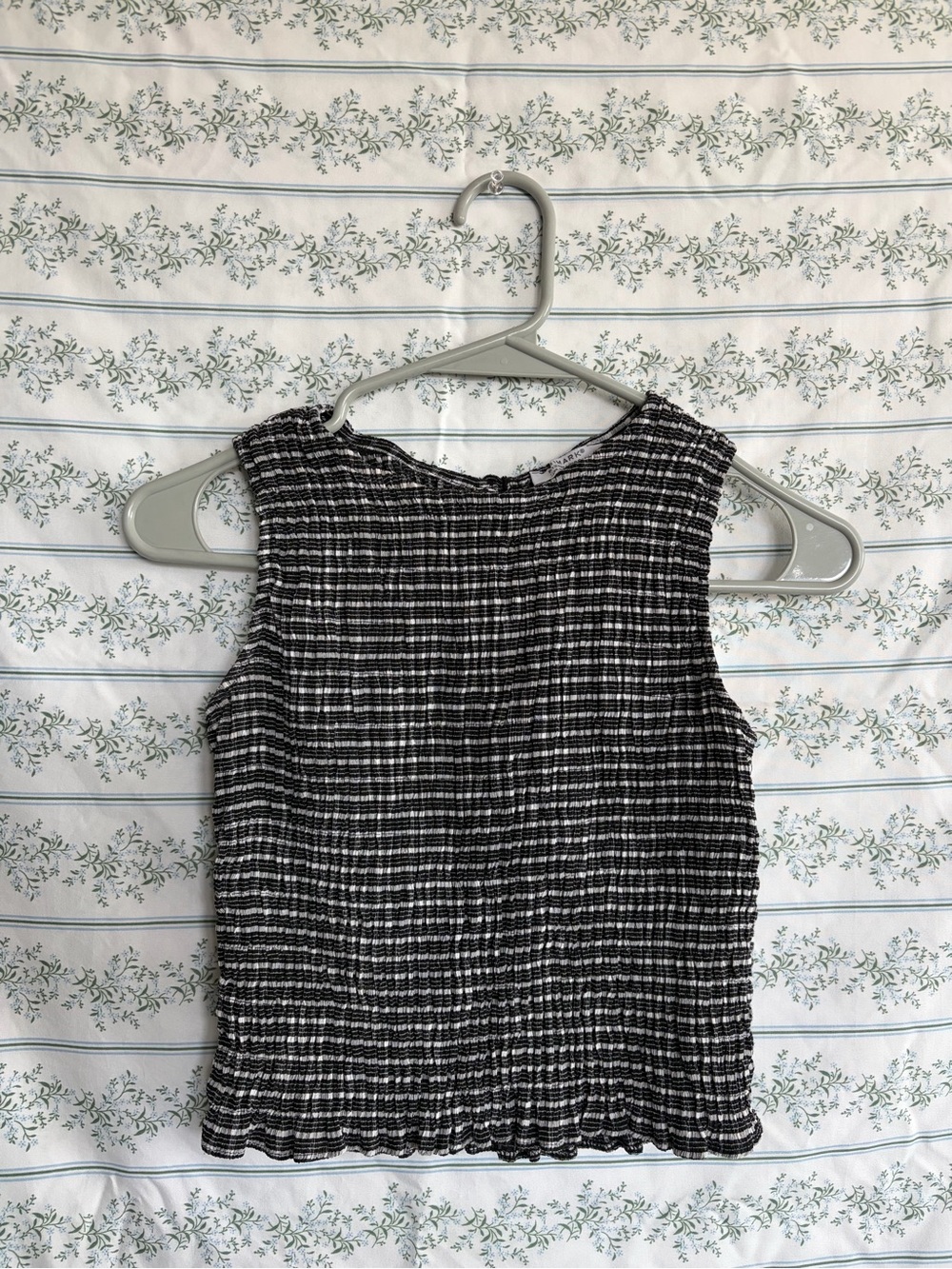 Primark Black and White Textured Sleeveless Tank